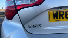 Toyota Yaris 1.5 Hybrid Icon 5dr CVT Hybrid Hatchback